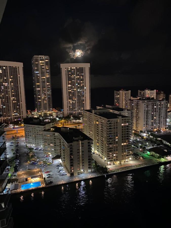 Studio 2Bed Beach Apmt With Amazing Views 30B Hallandale Beach Εξωτερικό φωτογραφία