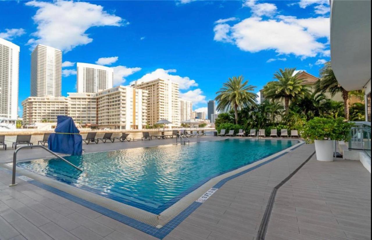 Studio 2Bed Beach Apmt With Amazing Views 30B Hallandale Beach Εξωτερικό φωτογραφία